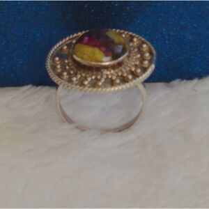 Elegant Tasmanian Stichtite Ring, Platinum Over Sterling Silver, Size 8”